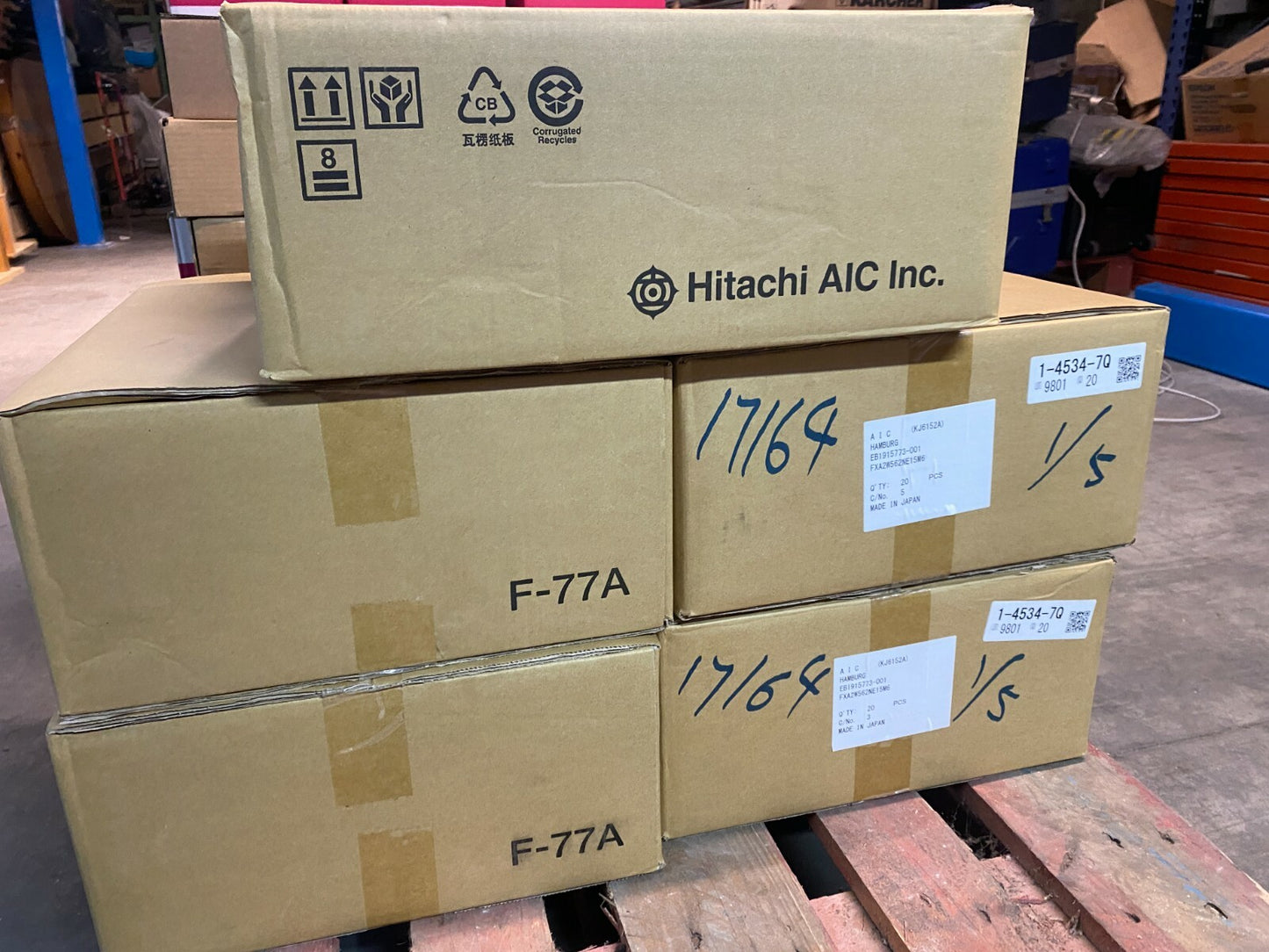 1pc x HITACHI Condasator Capocitor AIC FXA 5600 MFD 450 VDC Surge FXA2W562NE15M6
