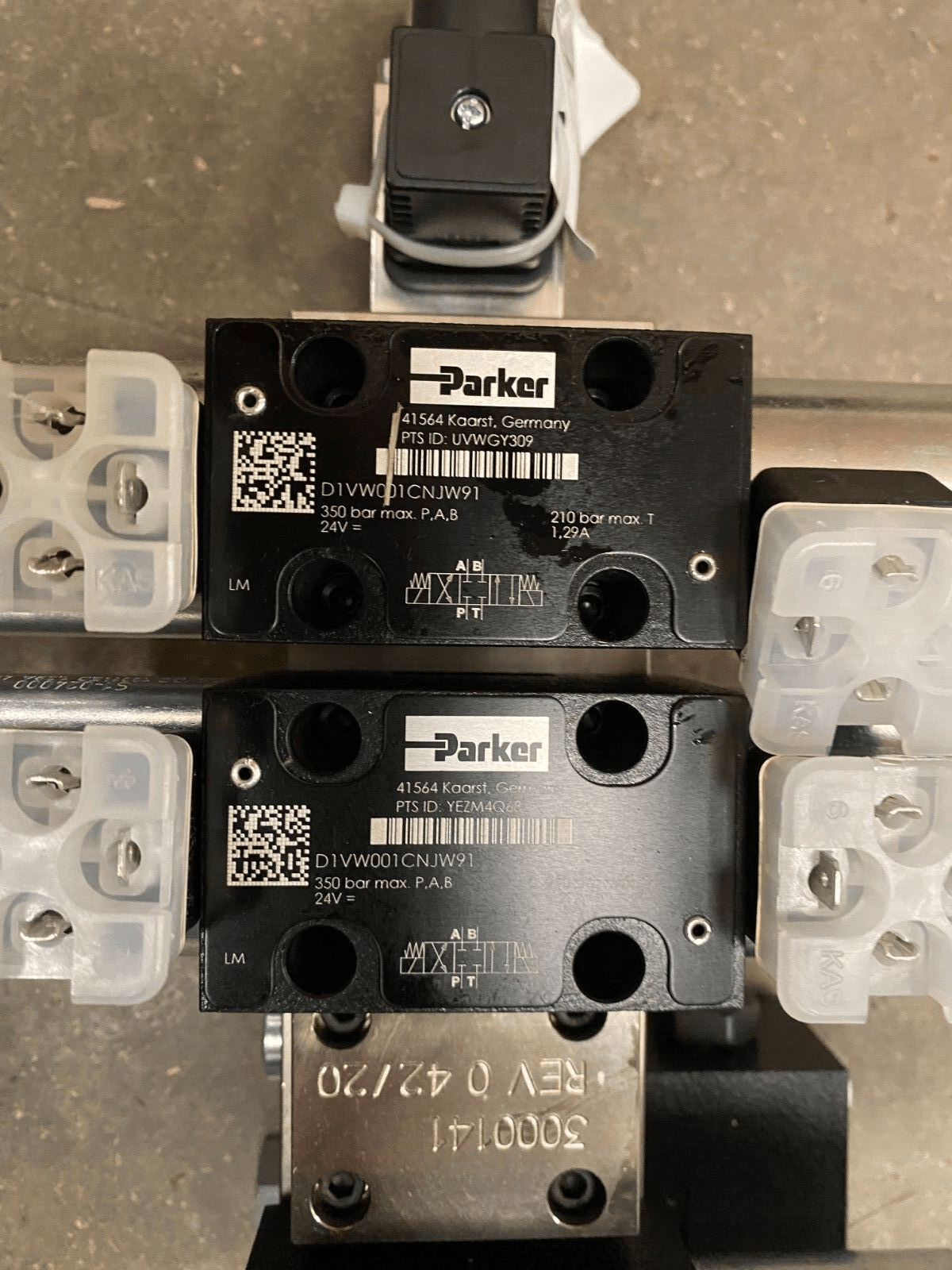MPO 3000140 BARKSDALE 0417 - 651 PARKER D1VW026BNJW91 x3pc BLOC VENTILATION - KLR Automation