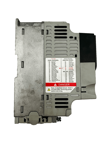 ALLEN - BRADLEY POWERFLEX 4M 22F - D2P5N103 SERIES A 0.75kW 1HP 380 - 480V - KLR Automation