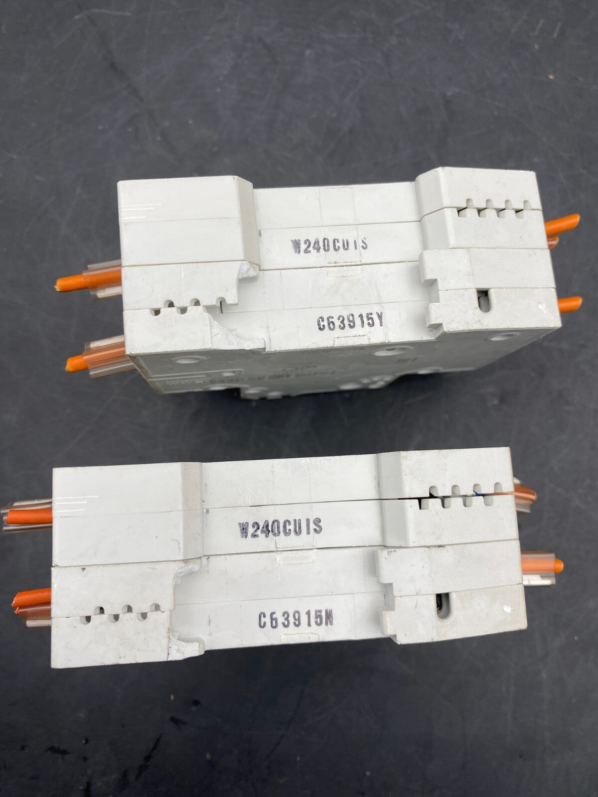 LOT OF 2 SIEMENS 5SU1356 - 1KK06 RCBO CIRCUIT BREAKER - KLR Automation