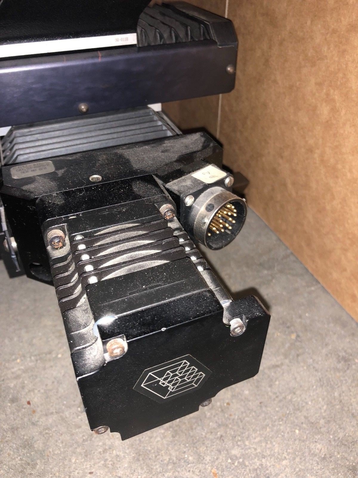 Tour optic EALING ELECTRO - OPTICS EEO outil provenant de chez Kinoptik Paris - KLR Automation
