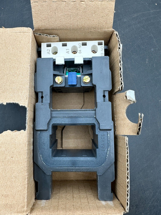 TELEMECANIQUE LX1FG220 BOBINE TESYS 008326 - KLR Automation