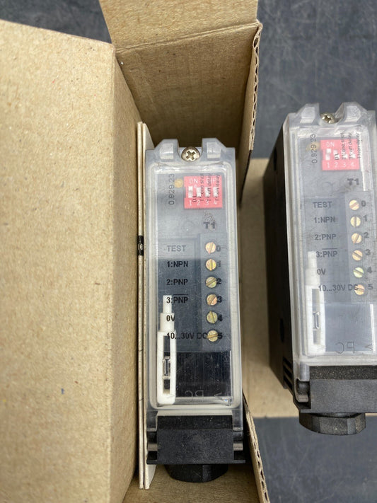 1pc x VISOLUX PEPPERL FUCHS 9.630520 PN419447 RL23 - 2000/104 10 - 30VDC - KLR Automation