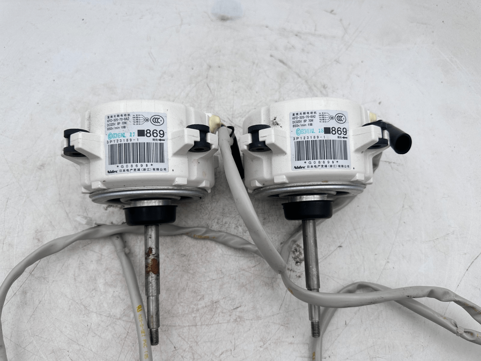 DAIKIN NIDEC KFD - 325 - 70 - 8A2 325V 8P 70W 850RPM DC FAN MOTOR x1pc - KLR Automation