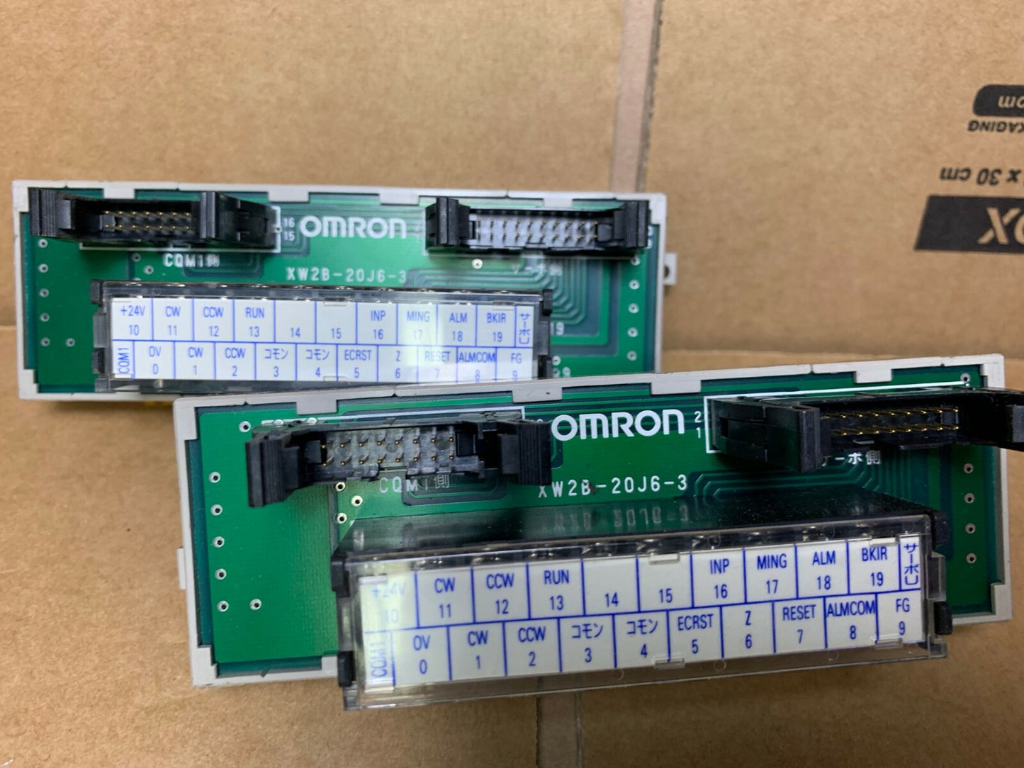lot de 2pc x . Omron XW2B-20J6-3 (XW2B20J63B)