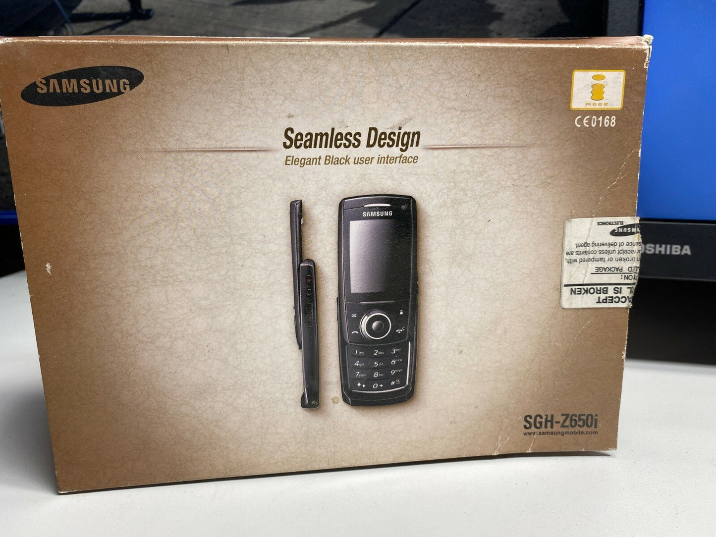 Samsung SGH - Z650i Mobile Phone Old Stock Rare collectors Mobile Phone cell GSM - KLR Automation