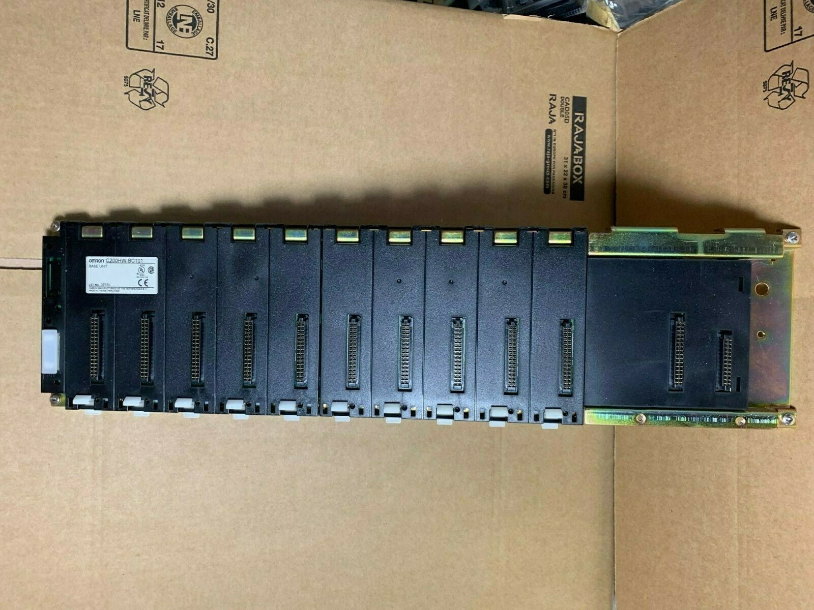 PLC OMRON C200HW-BC101