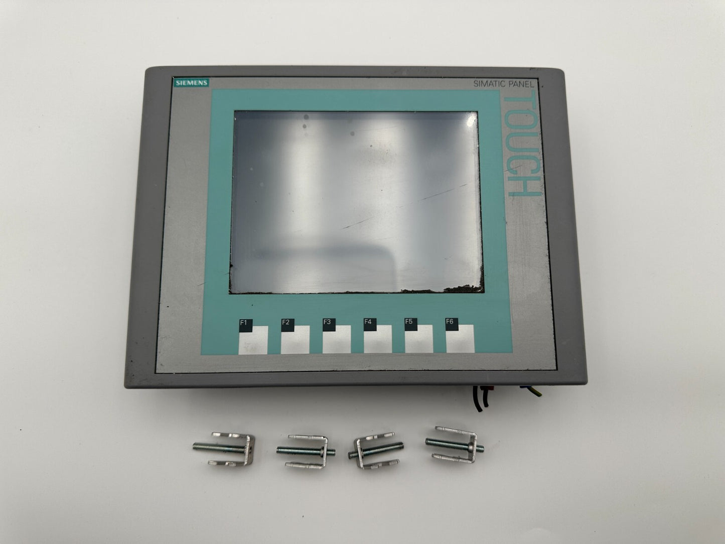SIEMENS 6AV6647 - 0AD11 - 3AX0 SIMATIC PANEL TOUCH KTP600 BASIC COLOR PN - KLR Automation