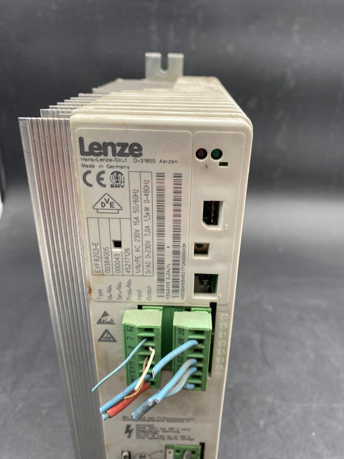 1pc x LENZE EVF8203 - E INVERTER + KEYBOARD DISPLAY MODULE EMZ8201BB - KLR Automation