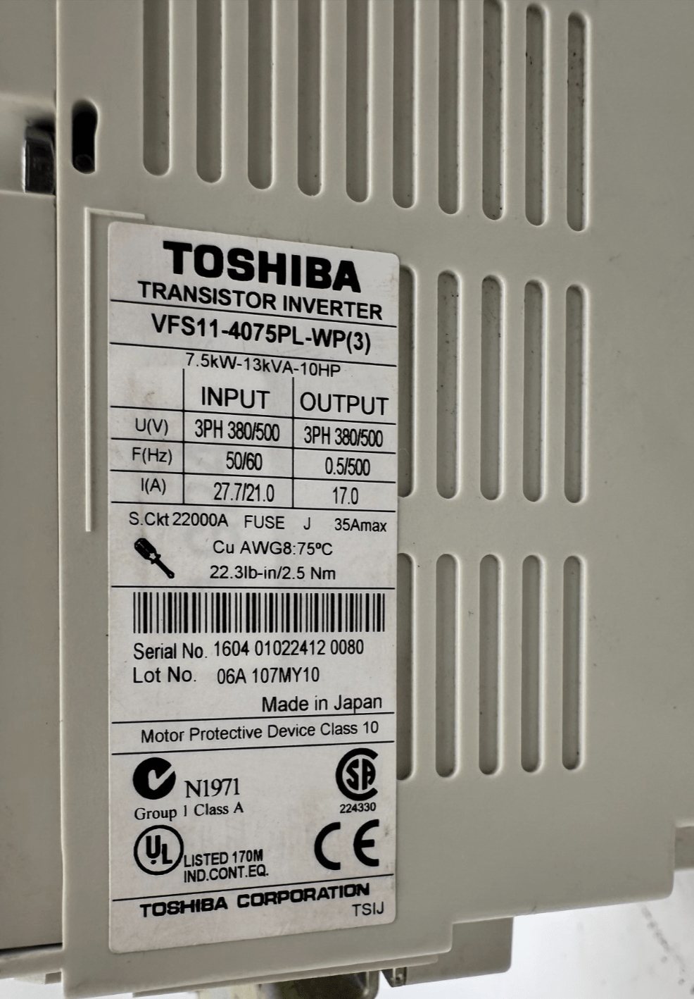 TOSHIBA VF - S11 VFS11 - 4075PL - WP(3) 3PH 380/500V 7.5kW/10HP TRANSISTOR INVERTER - KLR Automation