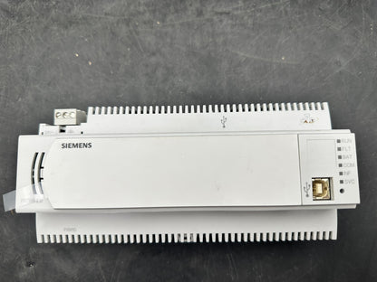 1 Pc x Siemens  PXC100-E.D PXM10 ( etat comme neuf )