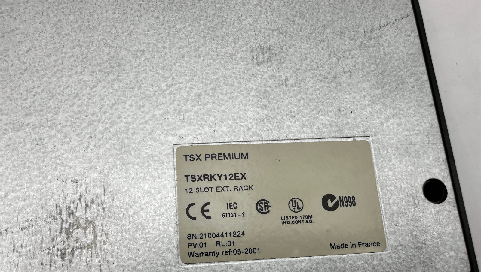 SCHNEIDER ELECTRIC TSXRKY12EX 12 SLOT EXT RACK PV 01 RL 01 - KLR Automation