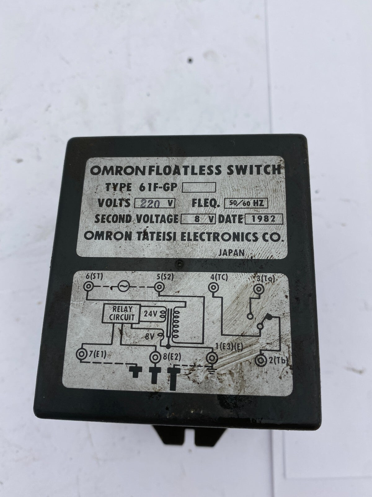 1pc x OMRON FLOATLESS SWITCH TYPE 61F - GP 220V 50/60Hz - KLR Automation