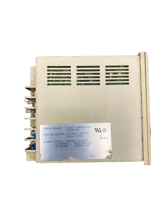 OMRON E5ES-Q1KJ TEMPERATURE CONTROLLER x2pc