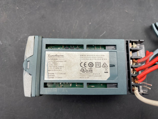 EUROTHERM 3216 3216I/AL/VH/LRXX/X/XXX/S/FRA/FRA TEMPERATURE CONTROLLER