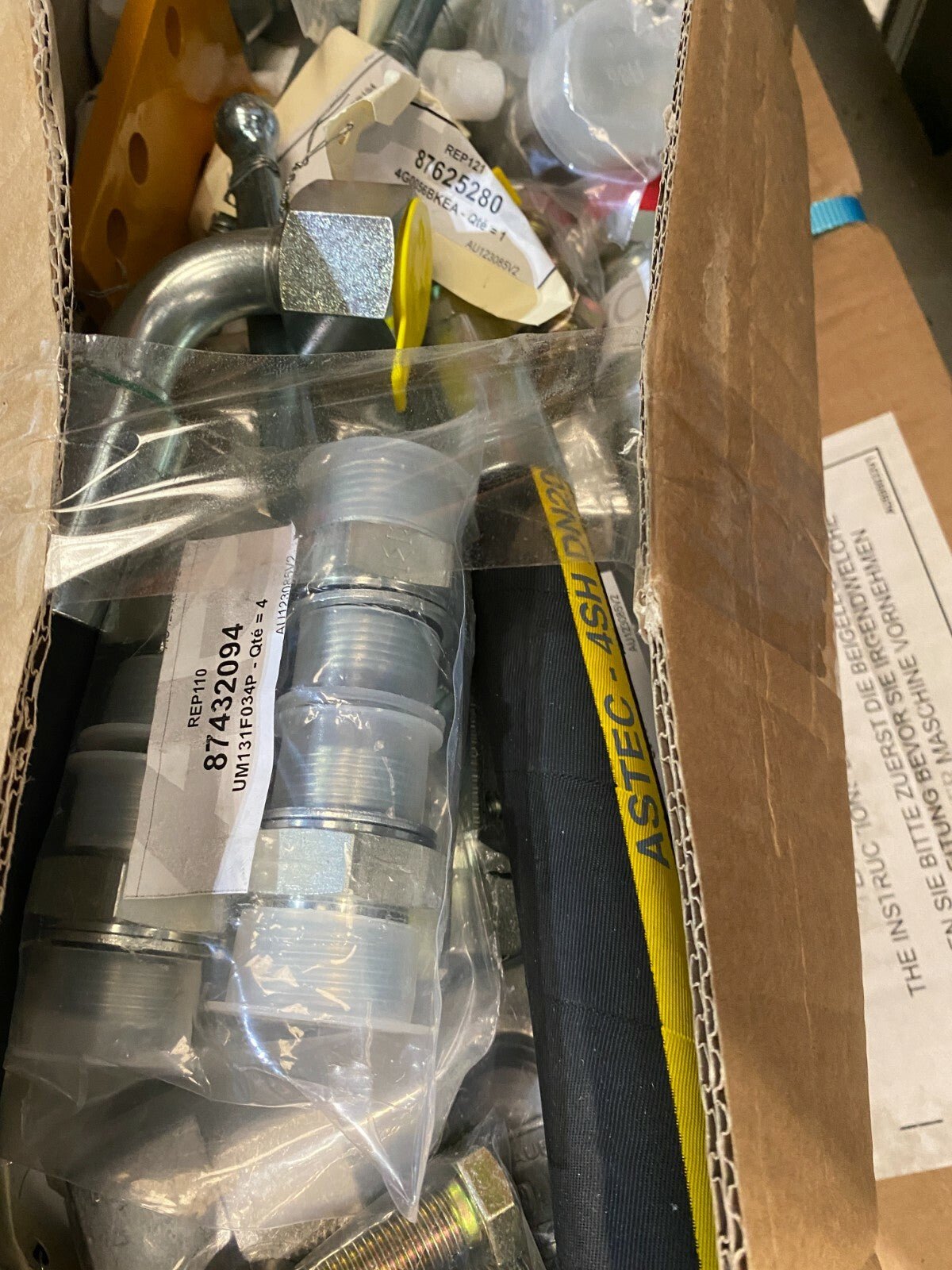 1pc x KIT RETROBENNE BAL2,5M+3,0M CX130D PELLE CASE CX130 D - C - B 87754153 - KLR Automation