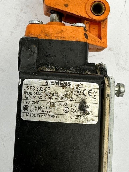 1pc x SIEMENS 3SE3 303 - OE A800 0600 POSITION LIMIT SWITCH - KLR Automation