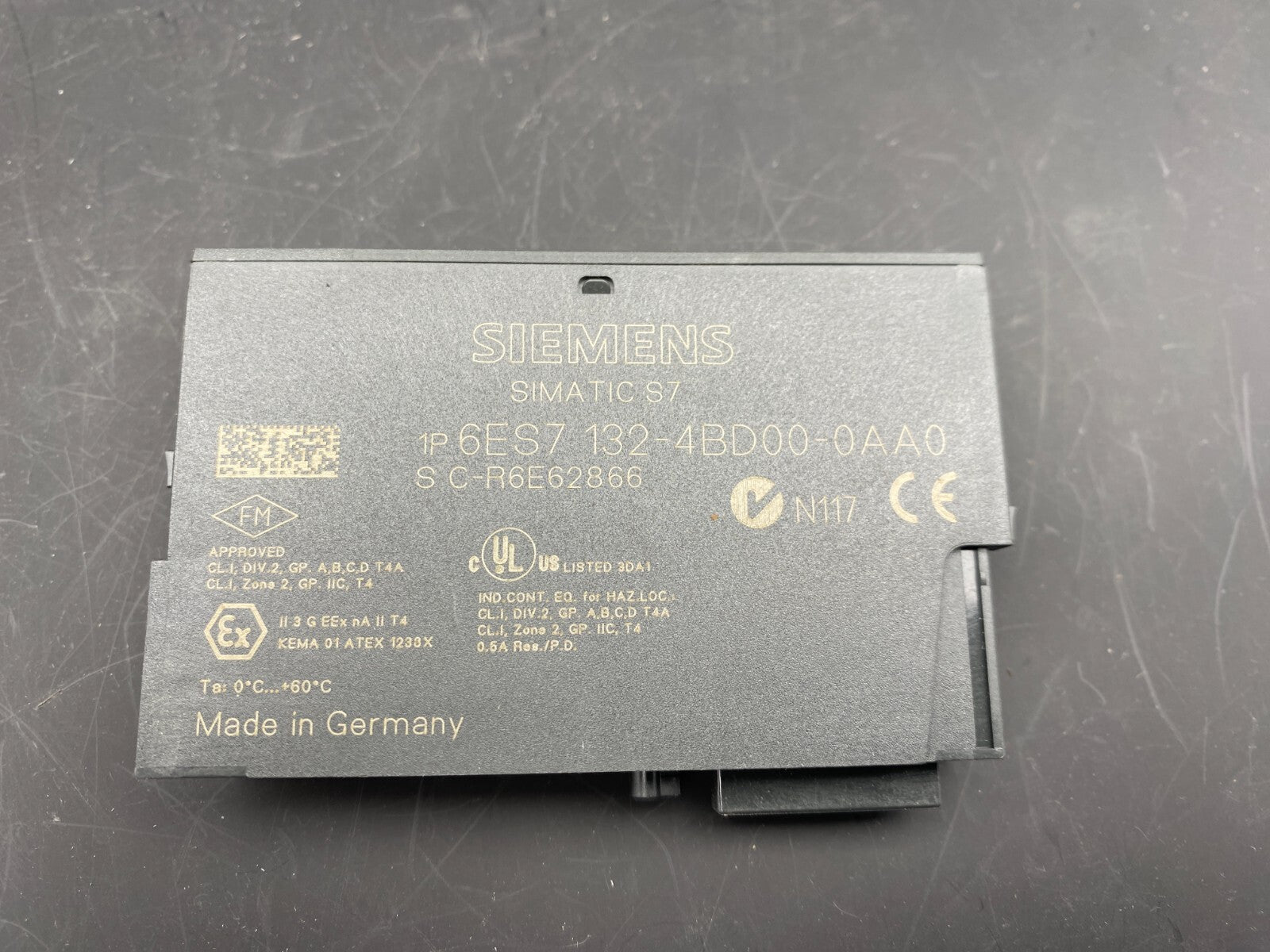 1pc x SIEMENS SIMATIC S7 6ES7 132-4BD00-0AA0  6ES71324BD000AA0 4DO DC24V/0.5A