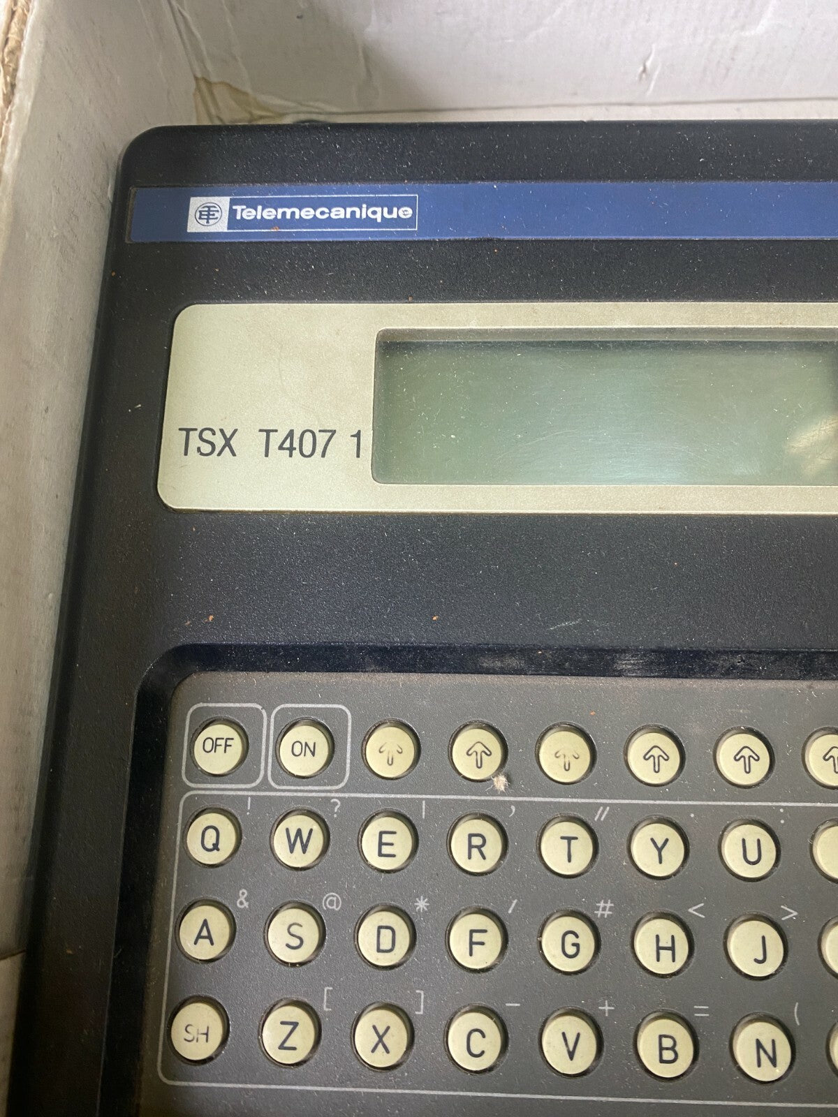 Télémécanique TSX T407 10 + TSX17ACC7 + 2 x TS4 50 F + TSX17ACC6 - KLR Automation