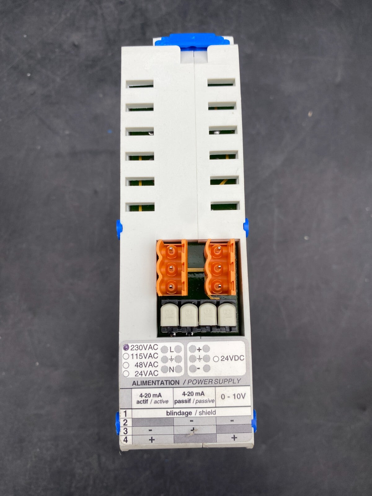 LOT OF 2 A PUISSANCE 3 PROFSI37-24070-A230-000 230V PRESSURE TENSION POWER SUPPL