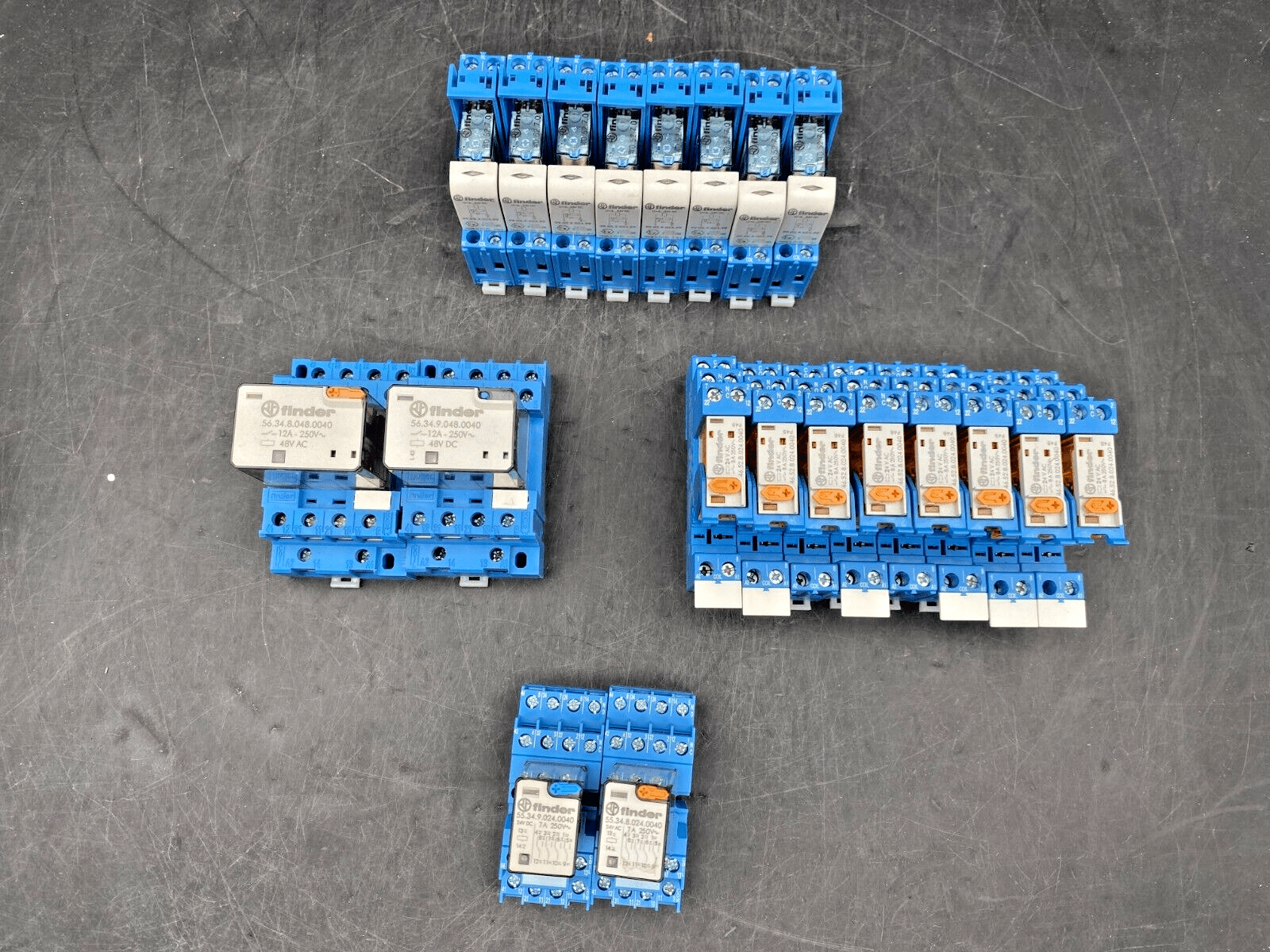 SET OF RELAY + SUPPORT 533490240040 + 465280240040 + 563490480040 + 9902902499 - KLR Automation