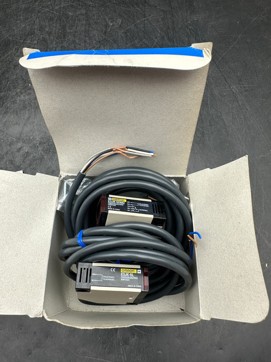 OMRON E3JK - 5M2 PHOTOELECTRIC SWITCH 24 TO 240 VAC 12 TO 240 VDC 2M - KLR Automation
