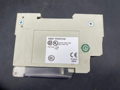 ABE7 R16T210 MODULE RELAY BASE OUTPUT