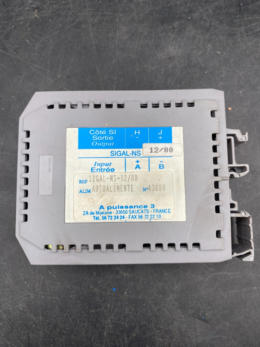 A PUISSANCE 3 SIGAL-NS-12/80 GALVANIC BARRIER