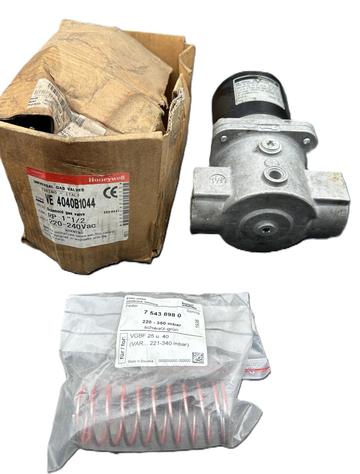 HONEYWELL VE 4040B1044 SOLEINOID GAS VALVE RP 1"1/2 - KLR Automation