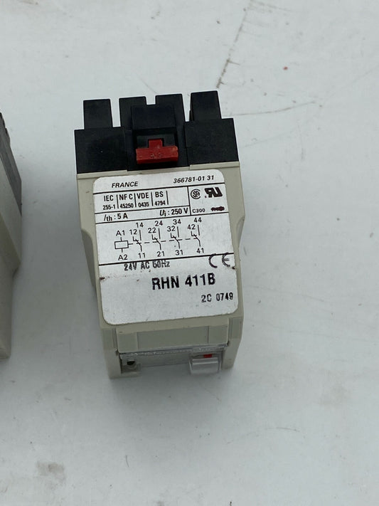 2pc x Schneider Electric Switching relay AC RHN 411B - KLR Automation
