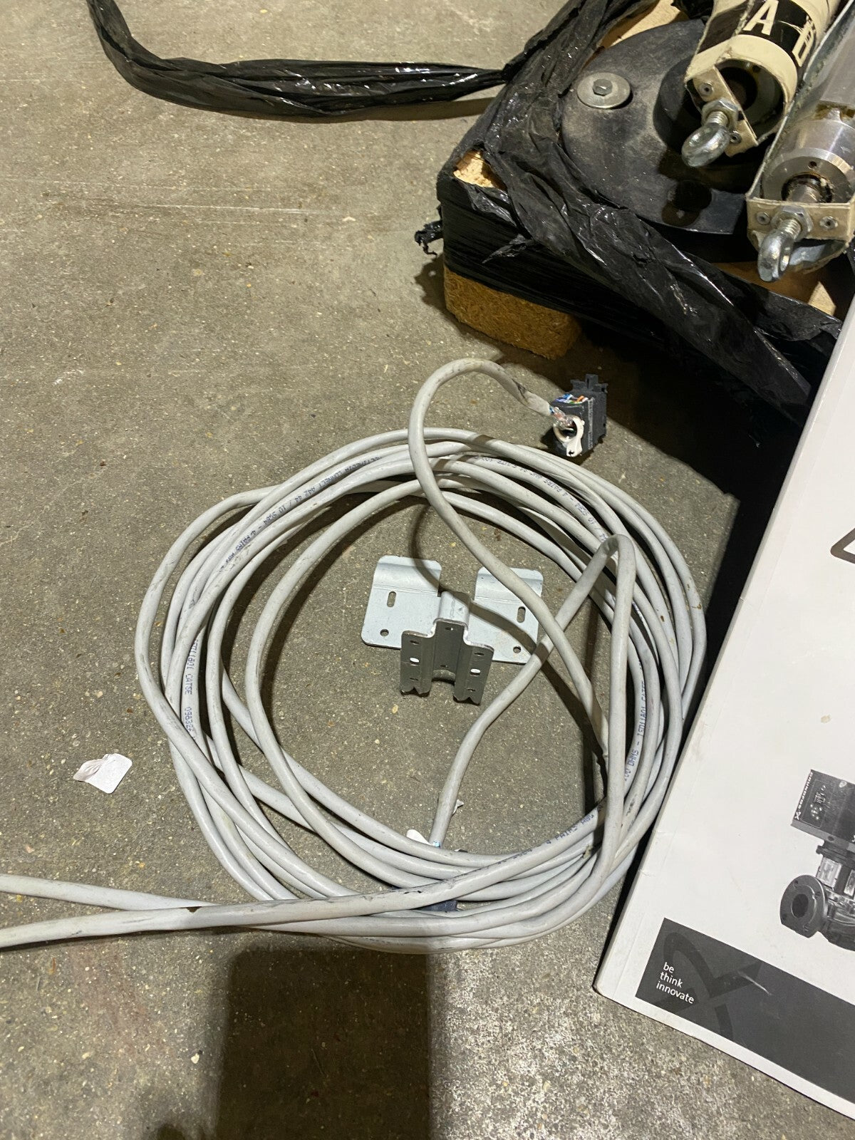 Pompe en Ligne Double Grundfos TPE2D 32-80  PN16 N-A-F-A-BUBE Neuf TPE2 TPE