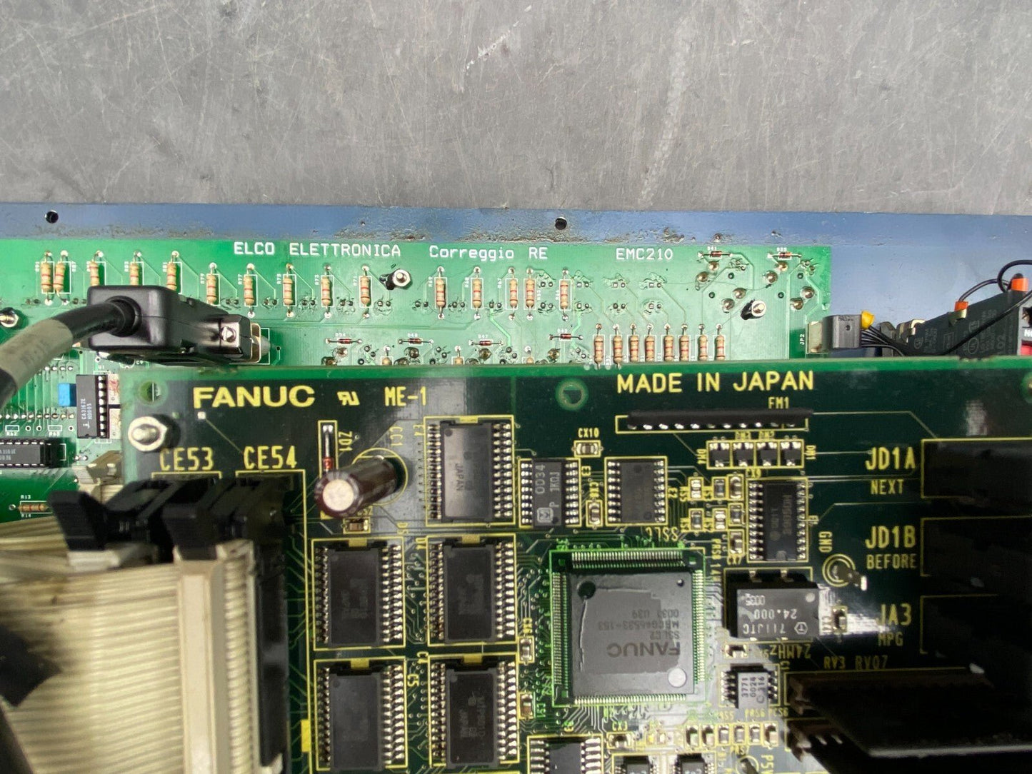 FANUC Control panel A860 - 0202 - T001 Board +. 2 x A20B - 2002 - 0470/08B - KLR Automation
