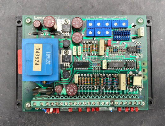 LENZE 321941 5/7010/1294 2002 P 1 MODULE DE COMMANDE