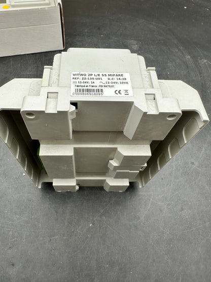 VITWO 2P L/EN SS MIFARE CENTRALE 2 portes URMET FV 1056 CV2