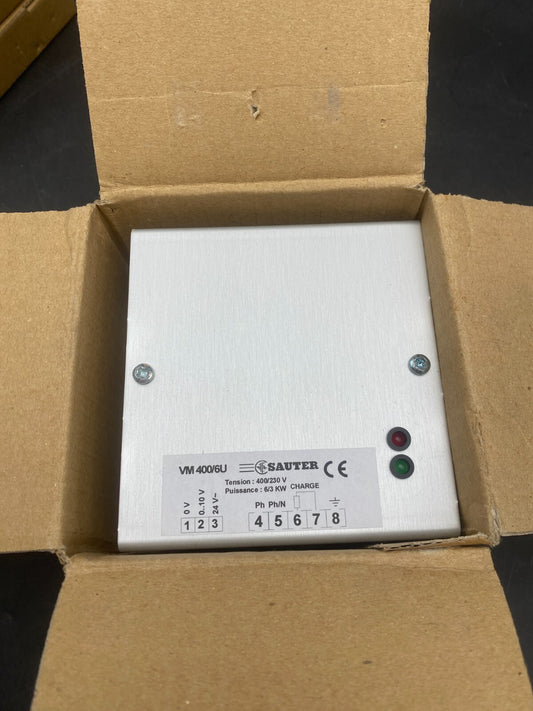 SAUTER TYPE VM400/6U SERIE 0601 SINGLE PHASE POWER INVERTER