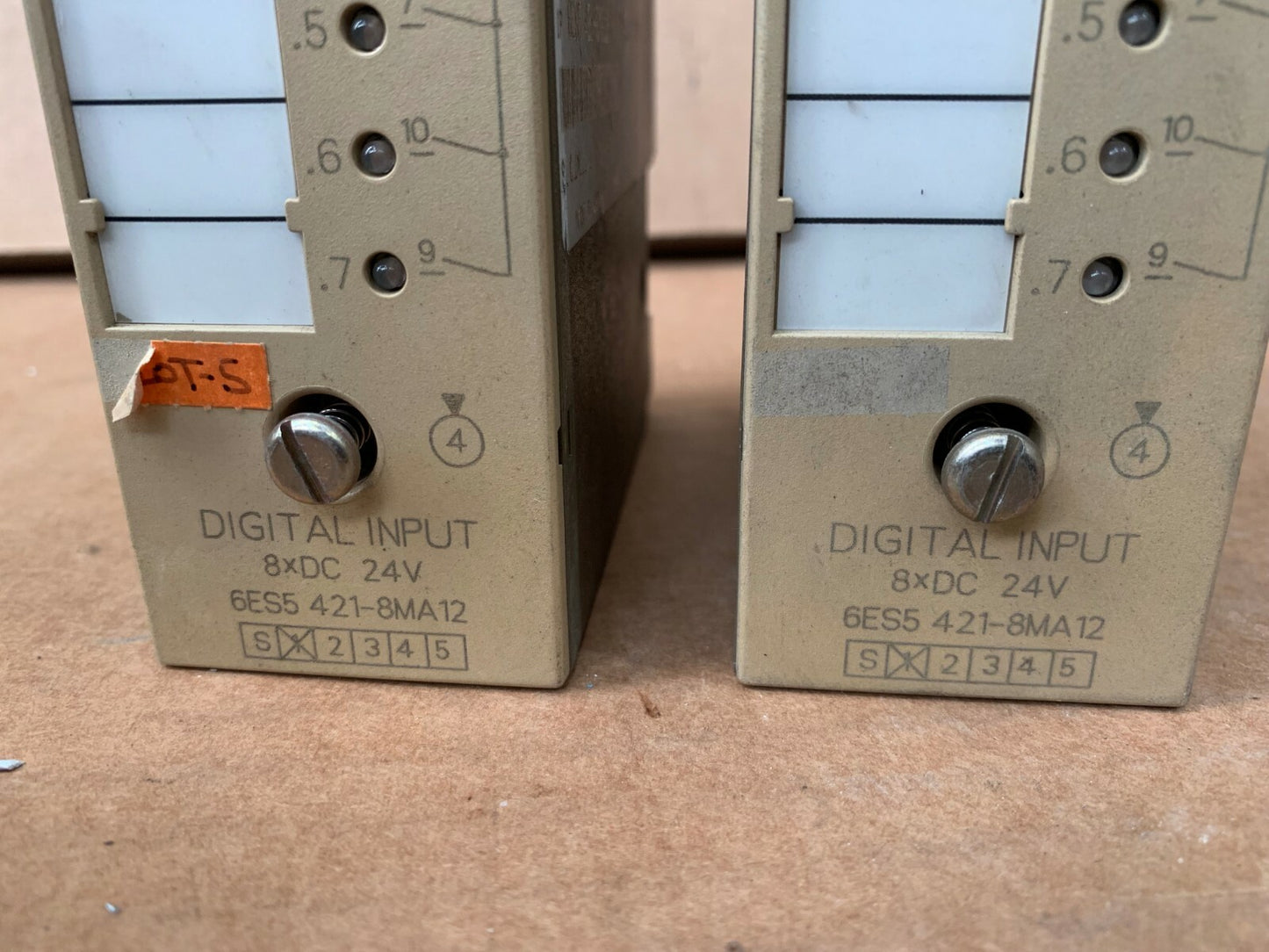 2 x Siemens SIMATIC S5 421 DIGITAL INPUT  6ES5421-8MA12