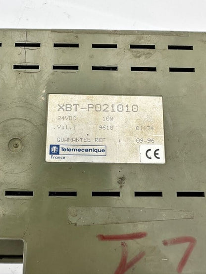 1pc x TELEMECANIQUE OPERATOR INTERFACE XBT-P021010 24VDC 10W V-1.1/9610/01174