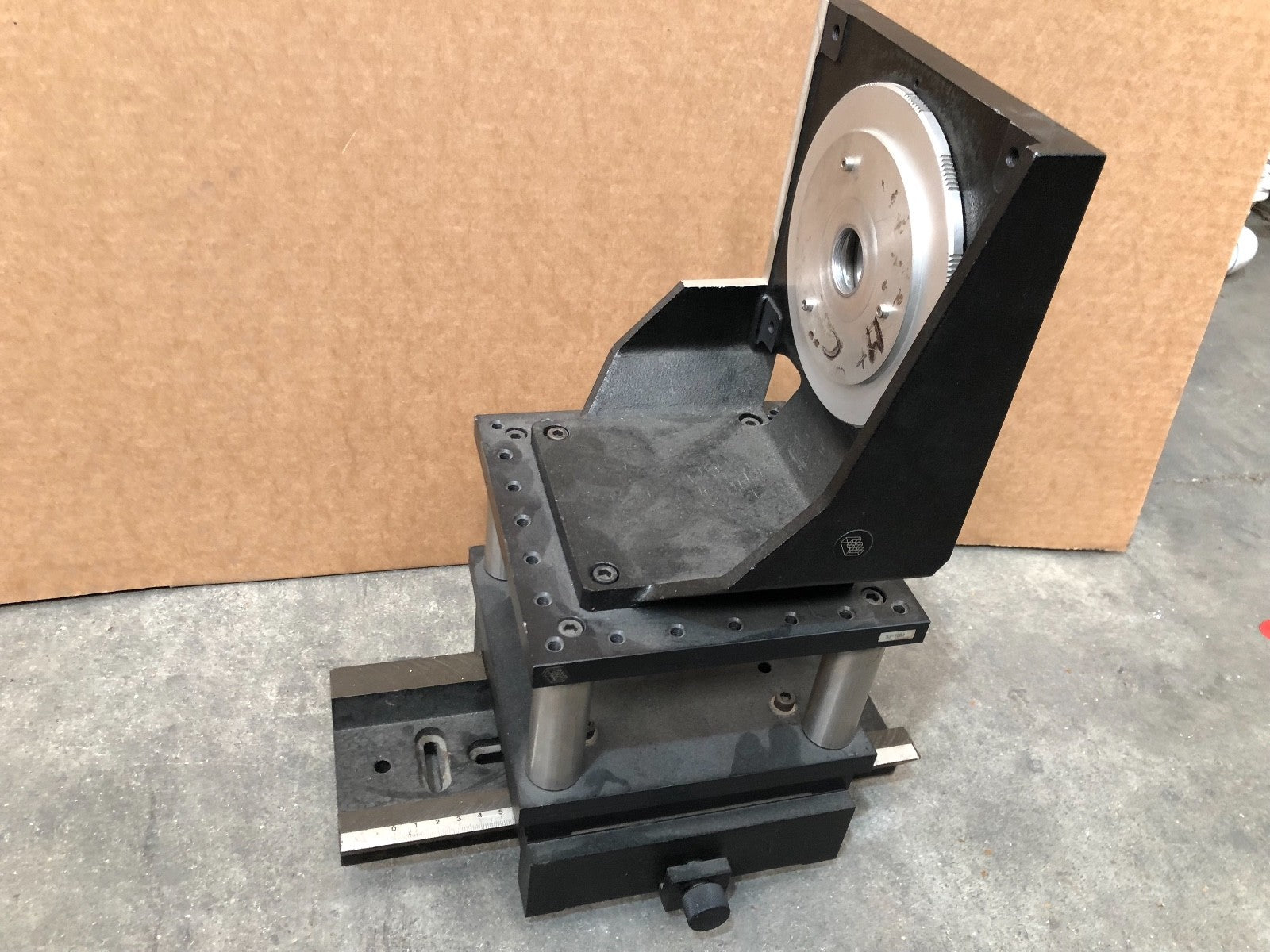 Banc optic EALING ELECTRO - OPTICS EEO outil provenant de chez Kinoptik Paris 4 - KLR Automation