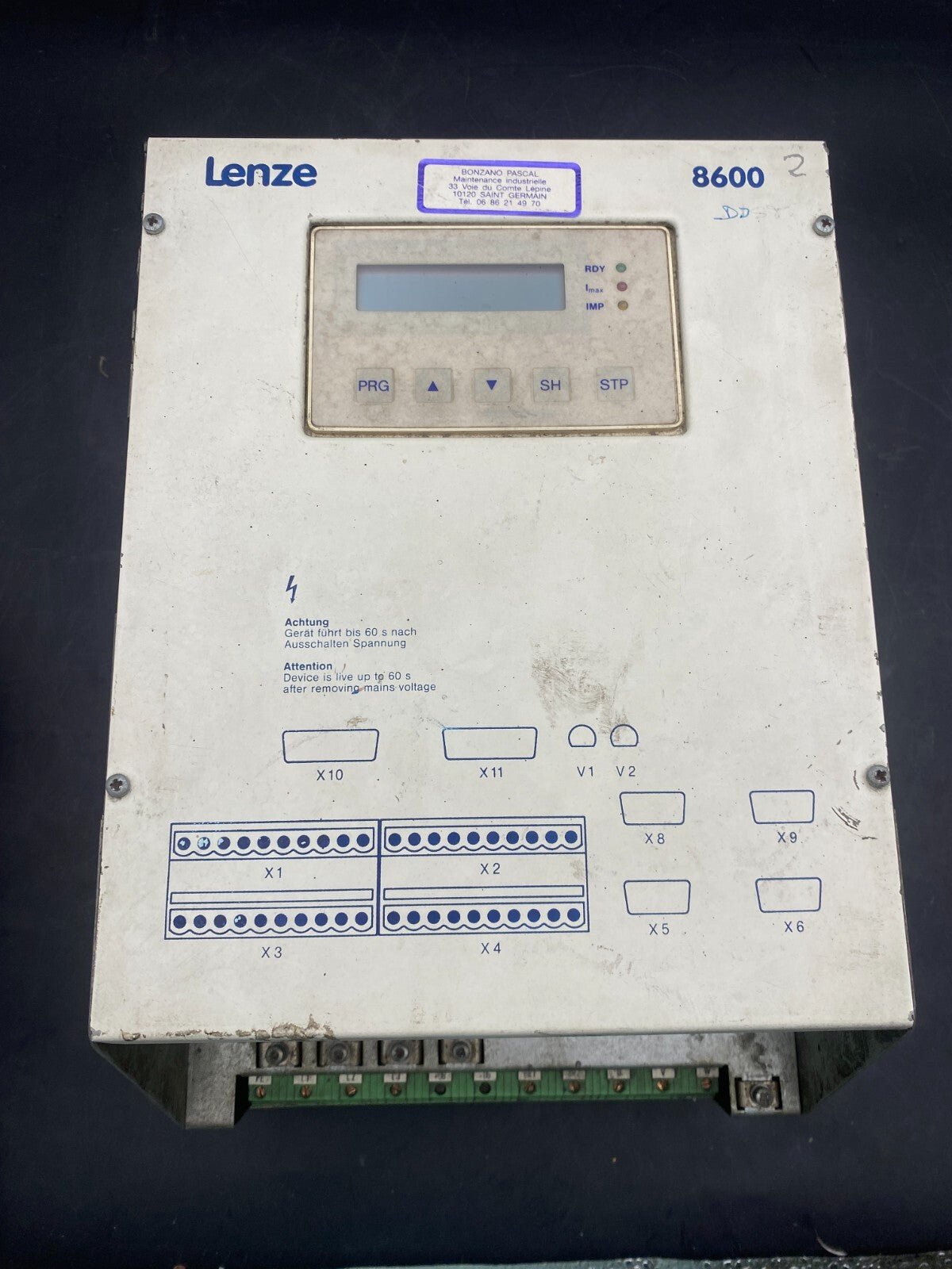 LENZE 8600 33.8604_E.V009 400/460 V FREQUENCY INVERTER - KLR Automation