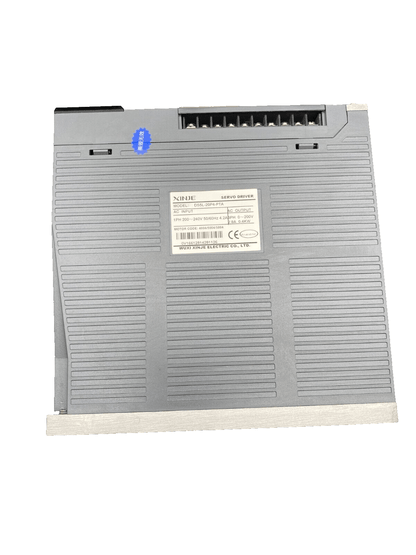 XINJE DS5L - 20P4 - PTA SERVO DRIVER 1PH 200 - 240 4.2A - KLR Automation