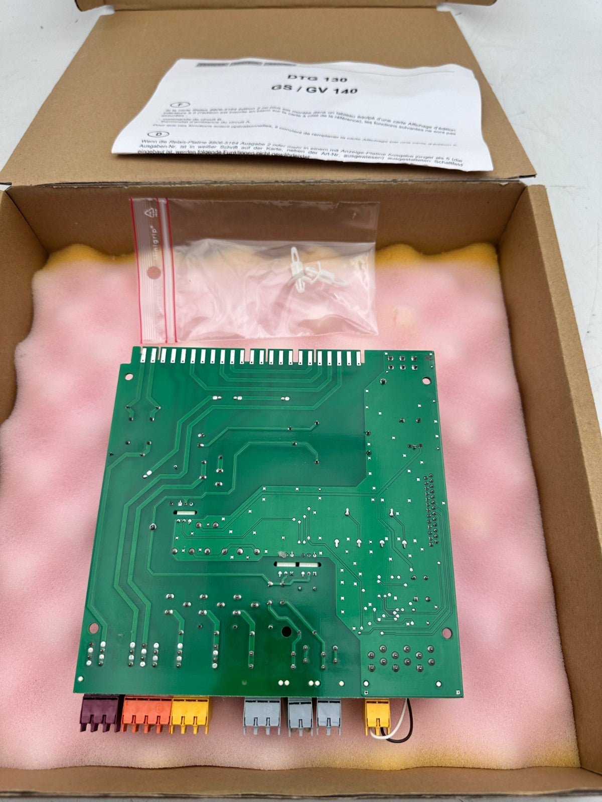 DE DIETRICH 88065564 CARTE RELAIS BASE NEUVE DTG 130 - KLR Automation