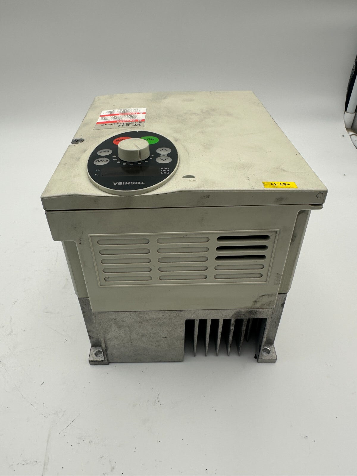 Toshiba VF-S11 VFS11-4022PL-WP Transistor Inverter 3PH 380/500
