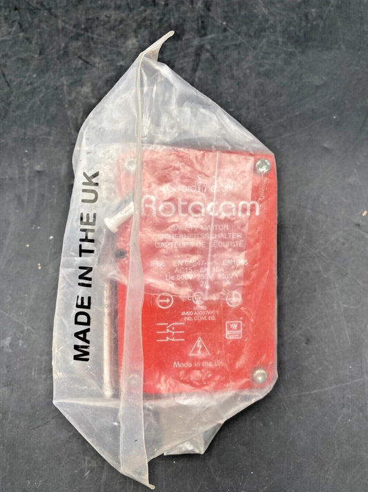 NEW ALLEN-BRADLEY GUARDMASTER ROTACAM SAFETY SWITCH