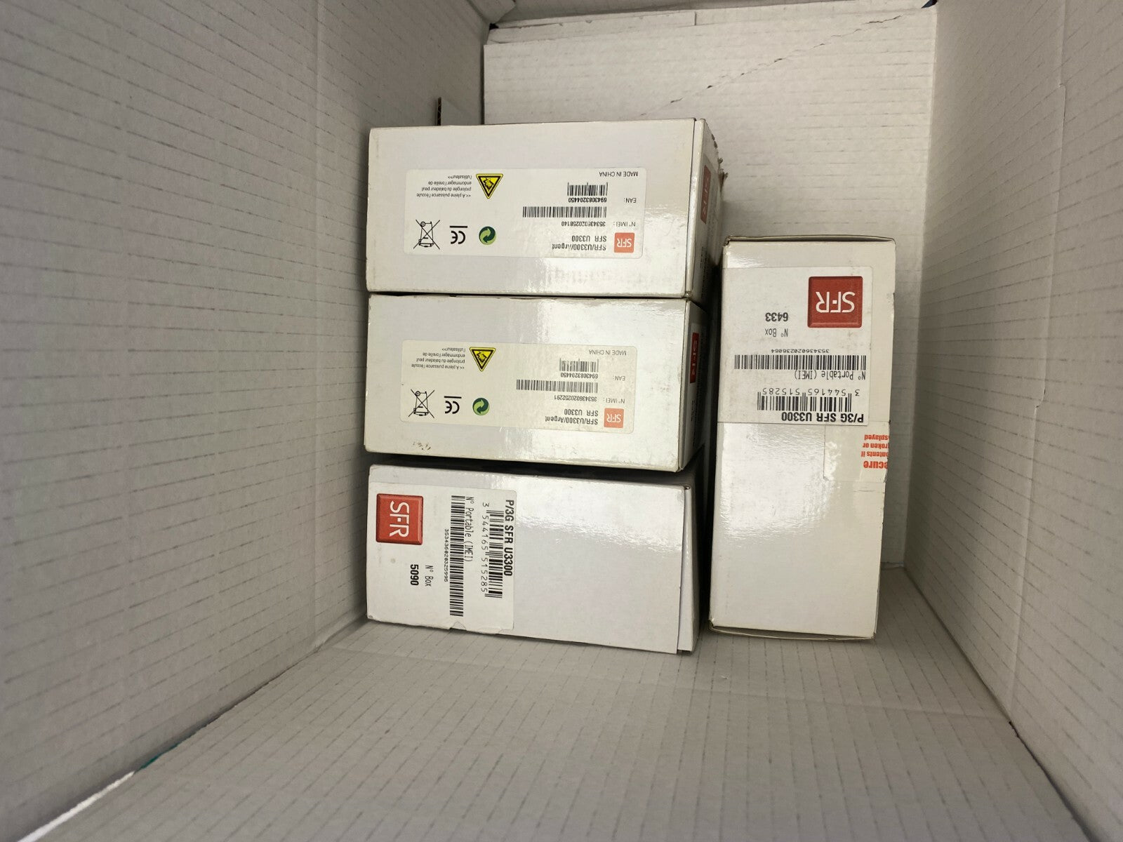 Lot de 4x Huawei U3300 SFR  Mobile Phone Old Stock Rare collectors Mobile Phone