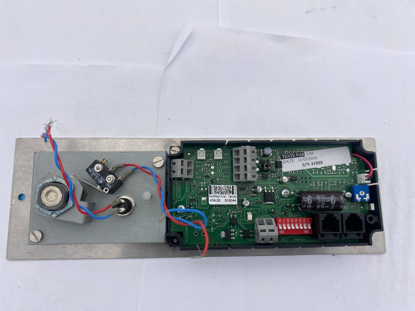 AMPHITECH INTERPHONE PRIORITAIRE POMPIER 61PT00117A 18130 V04Elevator parts lift - KLR Automation