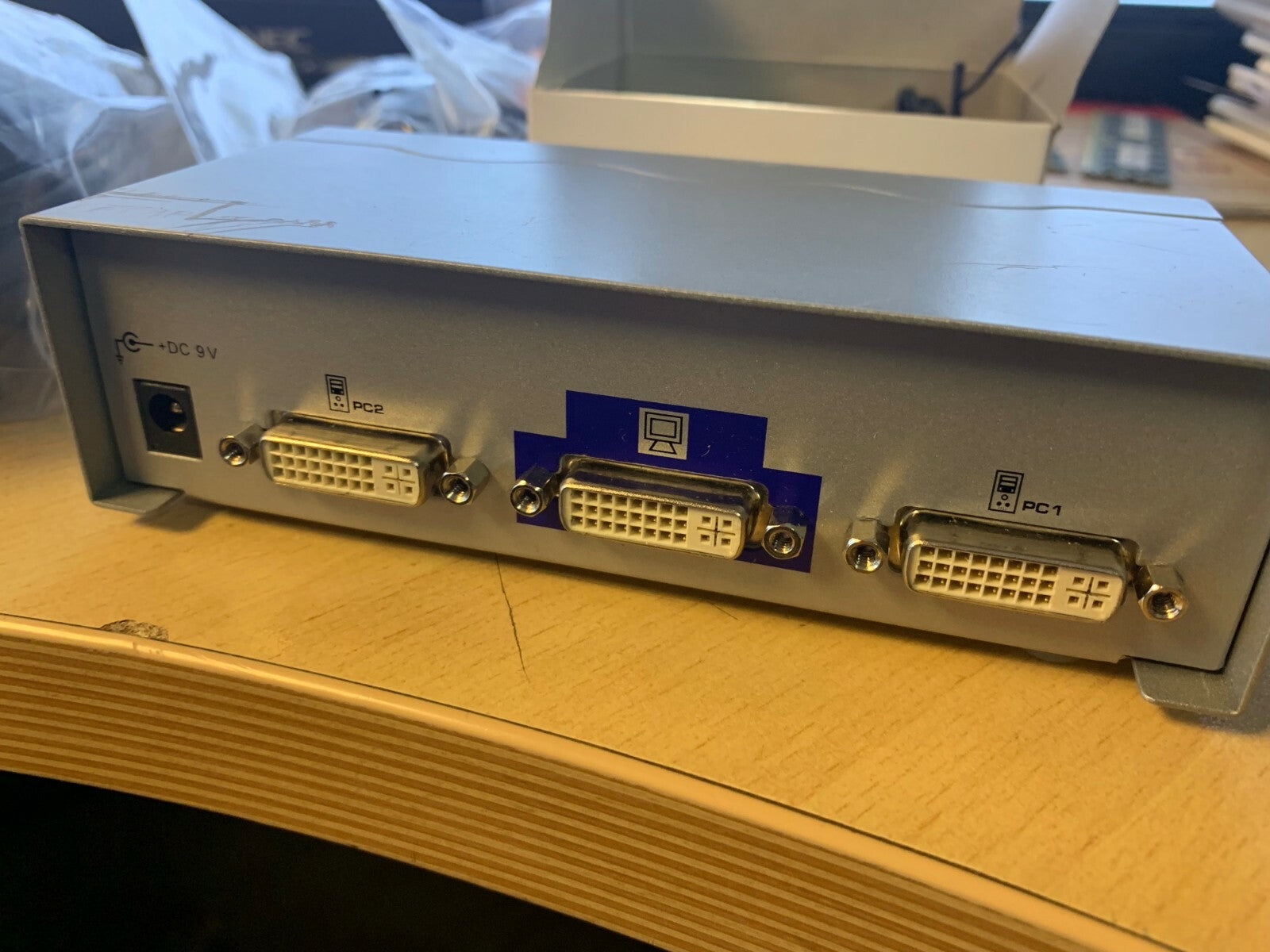 SmartView DVI Selector 2 Port DVI Selector - DRM-1712F