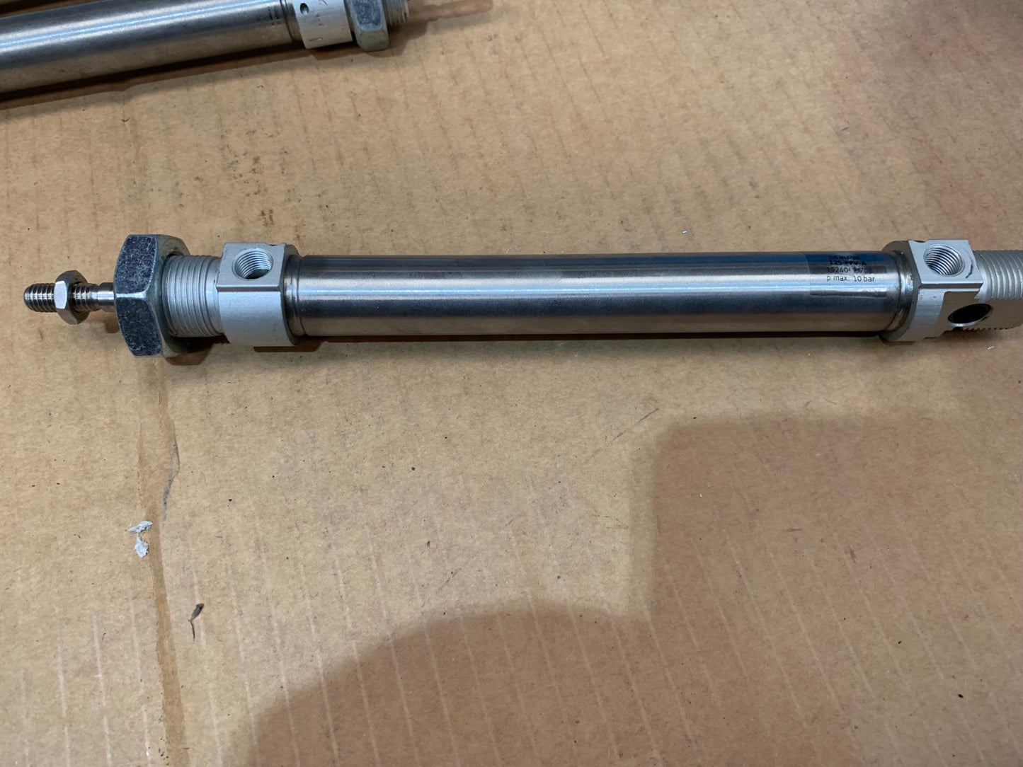 1 x  FESTO ISO cylinder DSNU-20-125-PPV-A 19240
