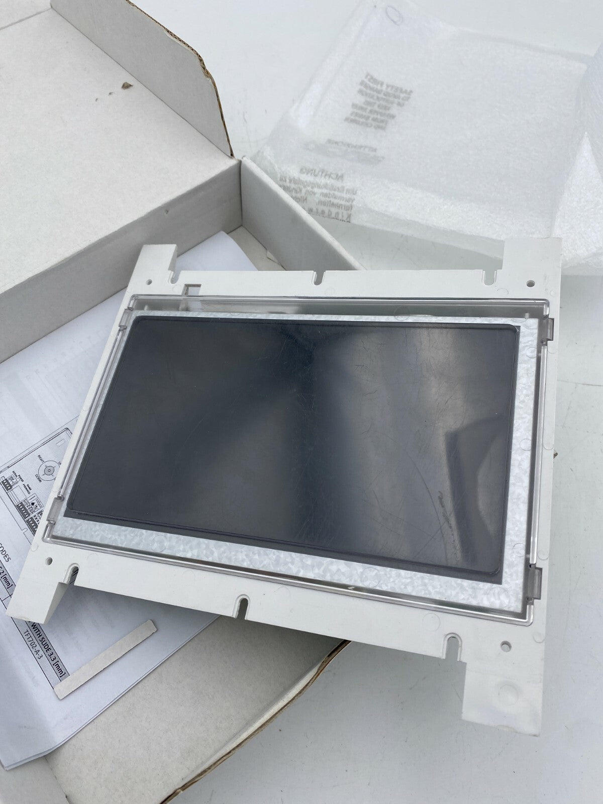 Afficheur IRIS 7″ VEGA haute résolution pour cabine d’ascenseur