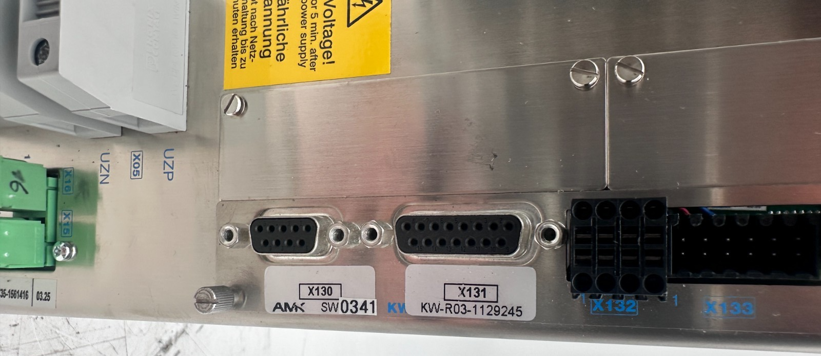 AMK AMKASYN KW 10 10kVA AVEC KW-R03 VERSION 03.25 SERVODRIVE