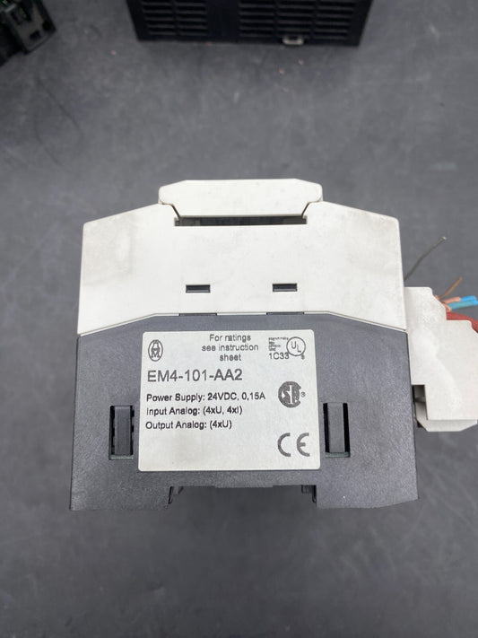 1pc x MOELLER EM4 - 101 - AA2 ANALOGIC I/O MODULE + ZB4 - 122 - KL1 - KLR Automation